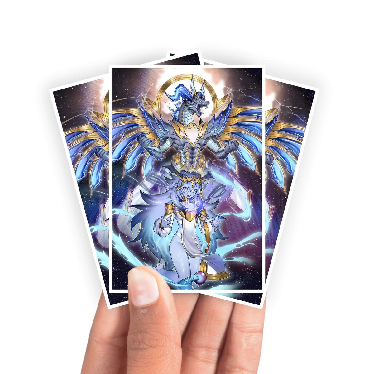 Protect and enhance your cards with our clean and crisp white border card sleeves. Featuring a minimalist design that complements any artwork, these sleeves offer a bright, timeless look. From LDB Duel. Printed with our exclusive Dominus Impulse design for a fresh and premium finish. Wind-yugioh-mtg-pokemon-card-protection-standard-japanese-dragon-shield-LDB-Duel-white