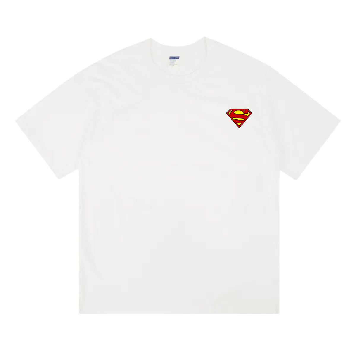 Step up your style with the premium Elemental HERO Neos Superman T-shirt design from LDB Duel. Made from soft, breathable cotton and printed with vibrant DTF artwork, this white t-shirt is built for comfort and lasting wear. Choose your look with front design options like a small chest logo or bold center print. Perfect for anime lovers, TCG players, and gaming fans everywhere. Neos-anime-yugioh-tcg-accessories-tshirt-LDB-Duel