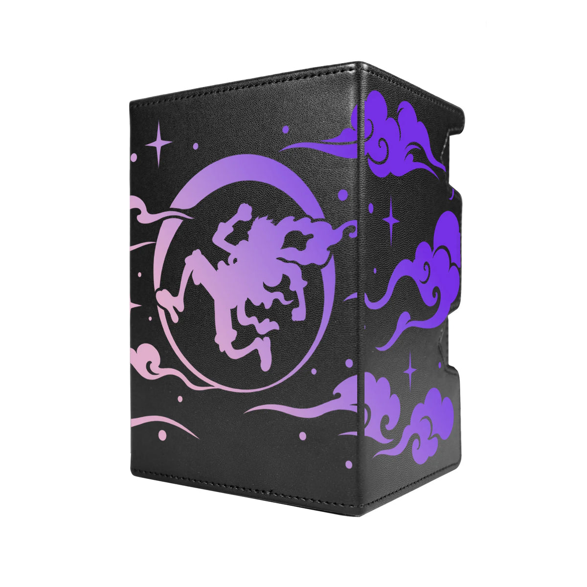 Here's another quality black deck box from LDB Duel featuring our exclusive Sun God Luffy art. Fits all types of trading card games, including Pokémon, Yu-Gi-Oh! and Magic The Gathering. The perfect card holder for the TCG player safely holds up to 100 double-sleeved cards. EVEN in extra thick sleeves. Comes with a pull-out dice tray. Luffy-onepie-tcg-accessories-card-storage-LDB-Duel
