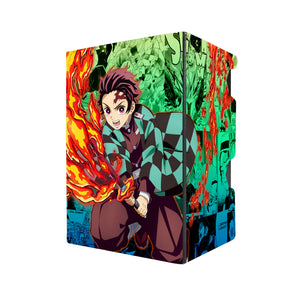 Here's another quality black deck box from LDB Duel featuring our exclusive Tanjiro Kamado art. Fits all types of trading card games, including Pokémon, Yu-Gi-Oh! and Magic The Gathering. The perfect card holder for the TCG player safely holds up to 100 double-sleeved cards. EVEN in extra thick sleeves. Comes with a pull-out dice tray. Demon-Slayer-anime-tcg-accessories-card-storage-LDB-Duel