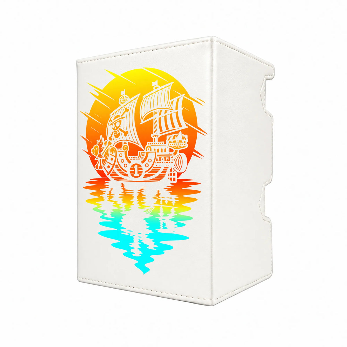 Here's another quality white deck box from LDB Duel featuring our exclusive Thousand Sunny art. Fits all types of trading card games, including Pokémon, Yu-Gi-Oh! and Magic The Gathering. The perfect card holder for the TCG player safely holds up to 100 double-sleeved cards. EVEN in extra thick sleeves. Comes with a pull-out dice tray. Luffy-onepie-tcg-accessories-card-storage-LDB-Duel